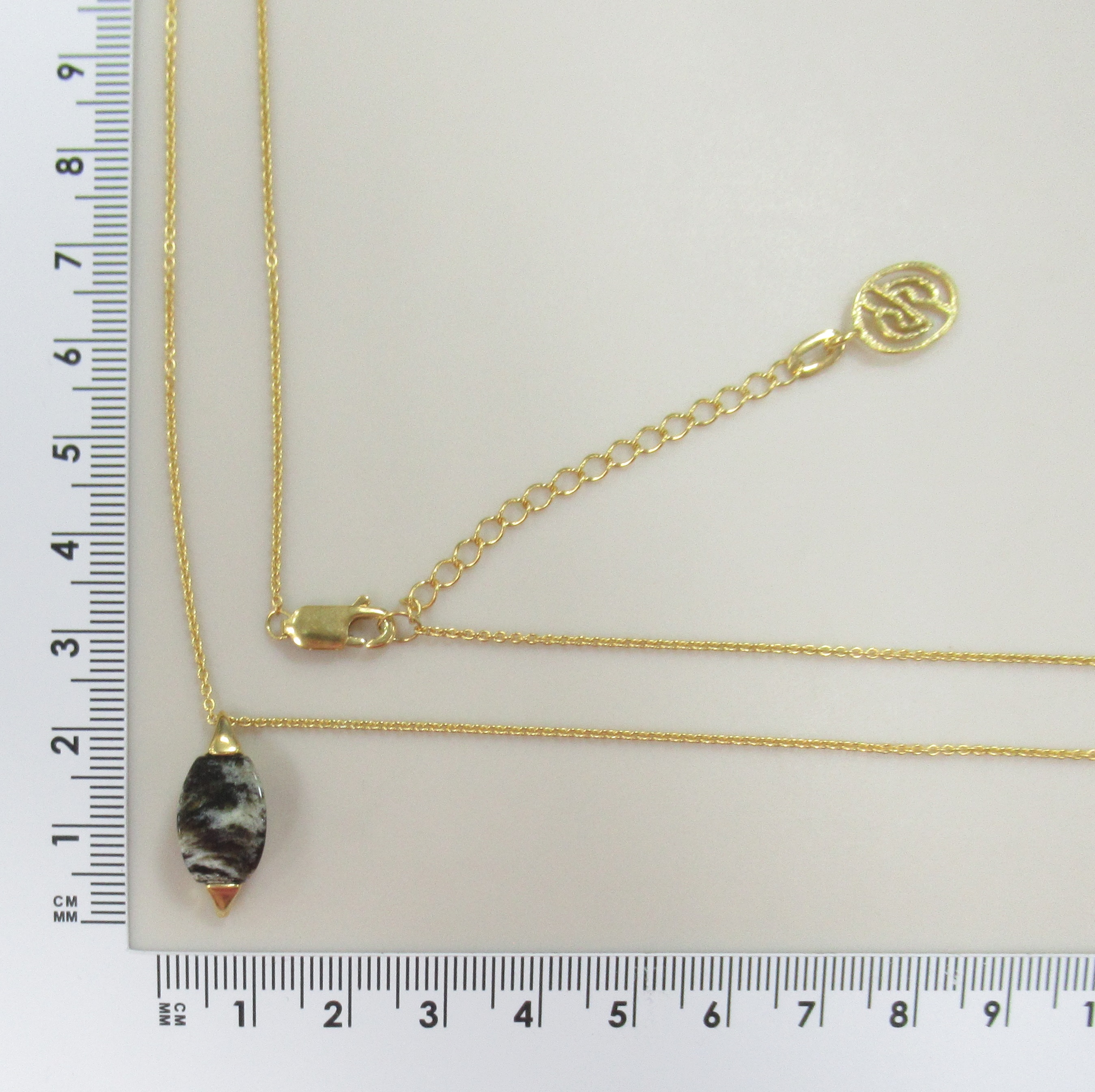 Серебряное колье с янтарем